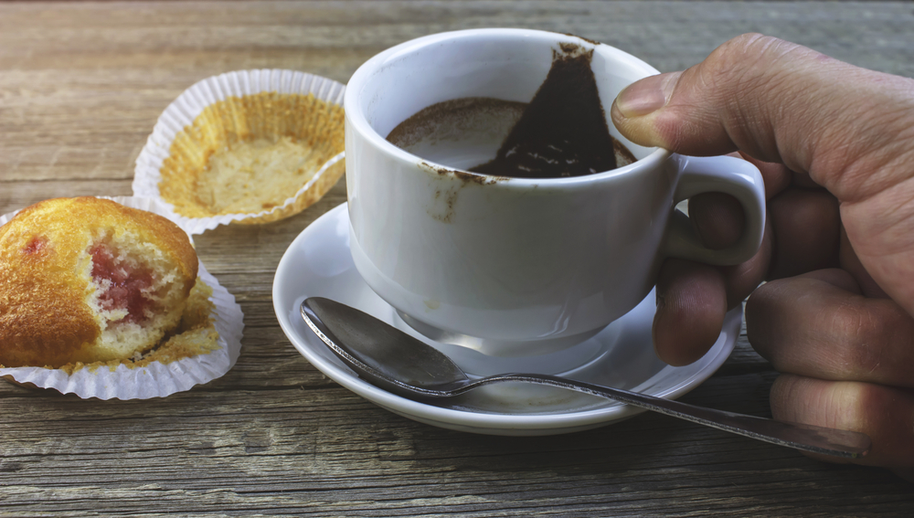 Czar Świtu : Odkrywamy Sekrety Kawy – Od Nasadzenia przez Proces Palenia aż po Twoją Kubek Pełną Zapachu.